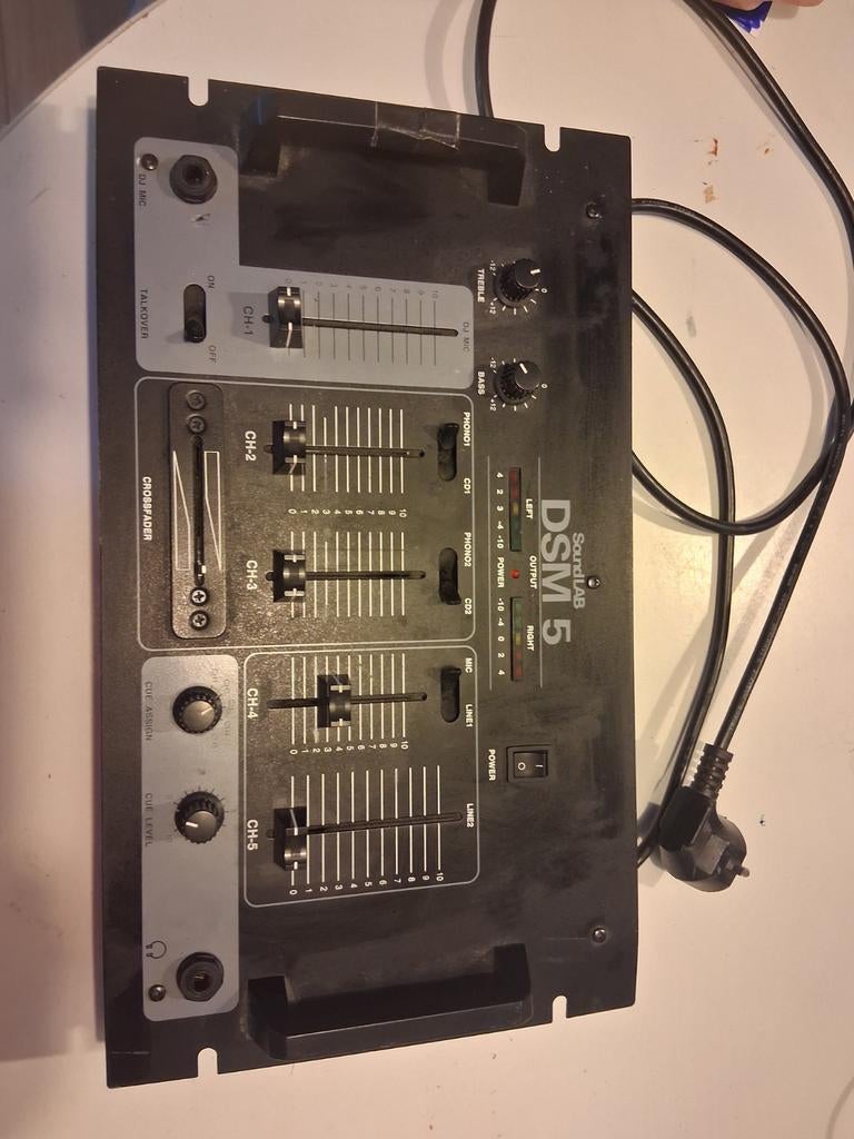 Dj mengpaneel, Ophalen of Verzenden, Minder dan 5 kanalen, Microfooningang