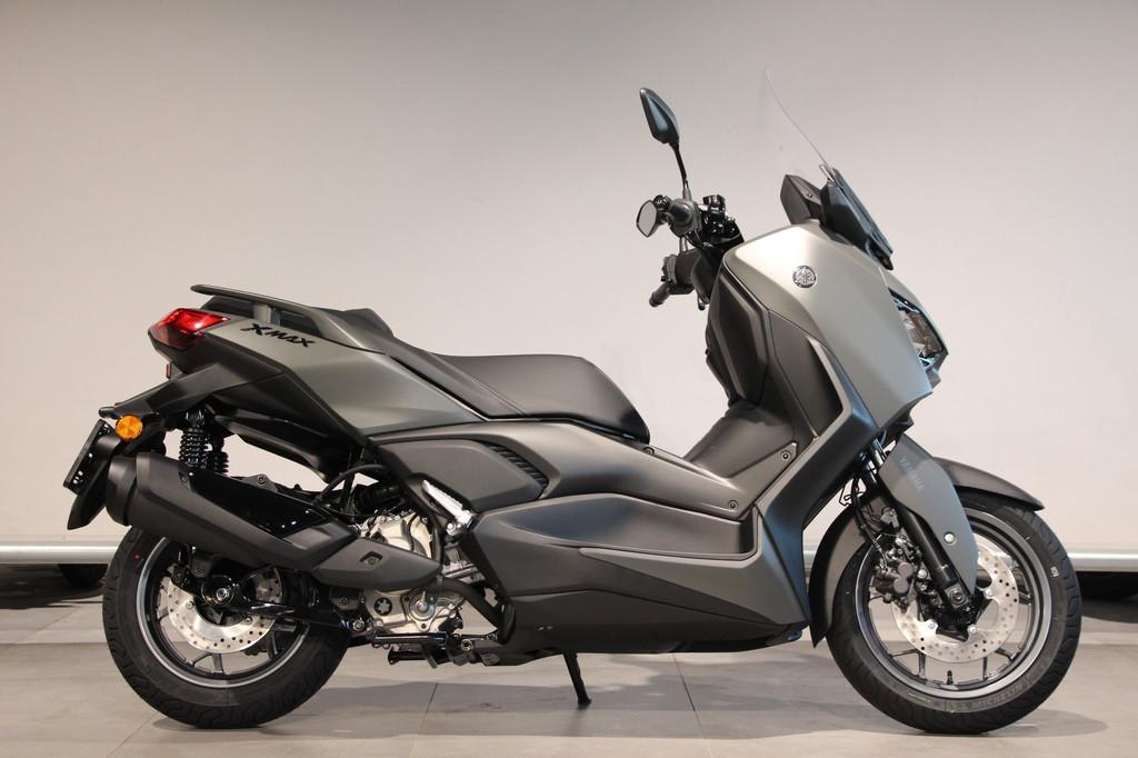 Yamaha X MAX 300 (bj 2026), Motoren, Motoren | Yamaha, Scooter, Klantenservice@yamaha-motor.nl, Koolhovenlaan 101
1119 NC  Schiphol-Rijk, NL