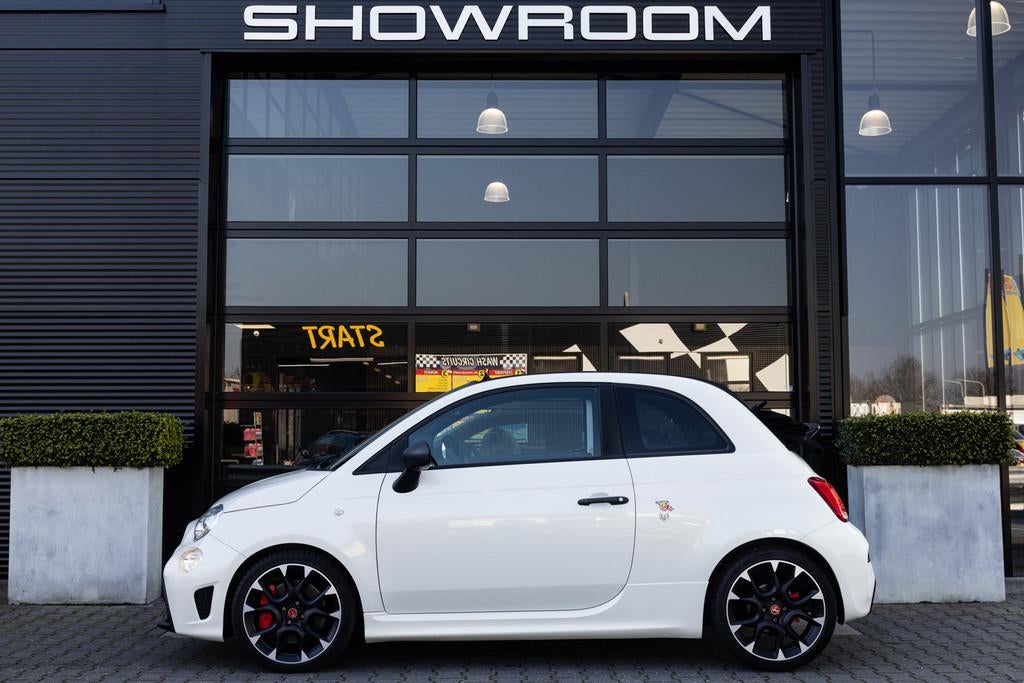 Abarth 595 C 1.4 T-Jet 180PK Competizione, Sabelt Seats, PDC, 15 km/l, Gebruikt, 4 cilinders, Cabriolet