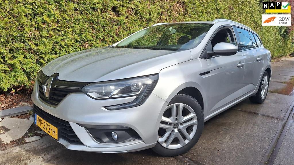 Renault Mégane Estate 1.5 dCi Eco2 Zen, Voorwielaandrijving, Gebruikt, 4 cilinders, Origineel Nederlands