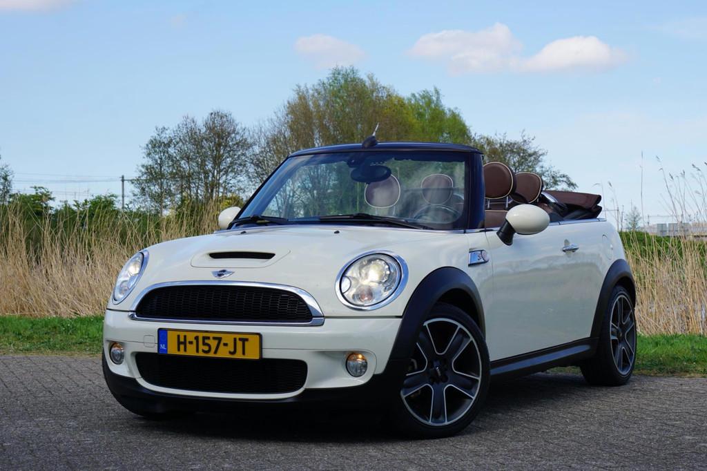 Mini Cabrio 1.6 Cooper S Chili - Pepper white/Hot Chocolate, Auto's, Mini, Voorwielaandrijving, Euro 5, 15 km/l, Gebruikt