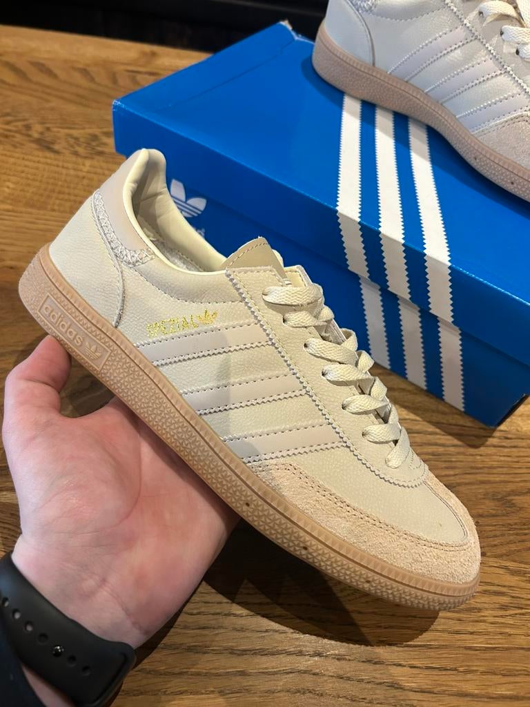 Adidas handball spezials, Verzenden, Beige, Nieuw, Sneakers of Gympen