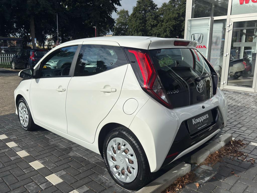 Toyota Aygo 1.0 VVT-i x-play limited | GEEN AFLEVERKOSTEN |, Auto's, Voorwielaandrijving, 12 maanden, Stof, Gebruikt