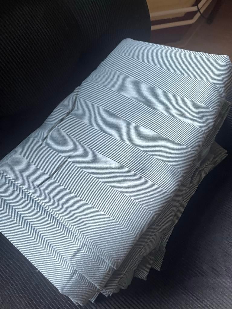 Nieuwe IKEA TIBAST gordijnen - lichtblauw (2x 140x300cm), Huis en Inrichting, Stoffering | Gordijnen en Lamellen, Ophalen, 100 tot 150 cm