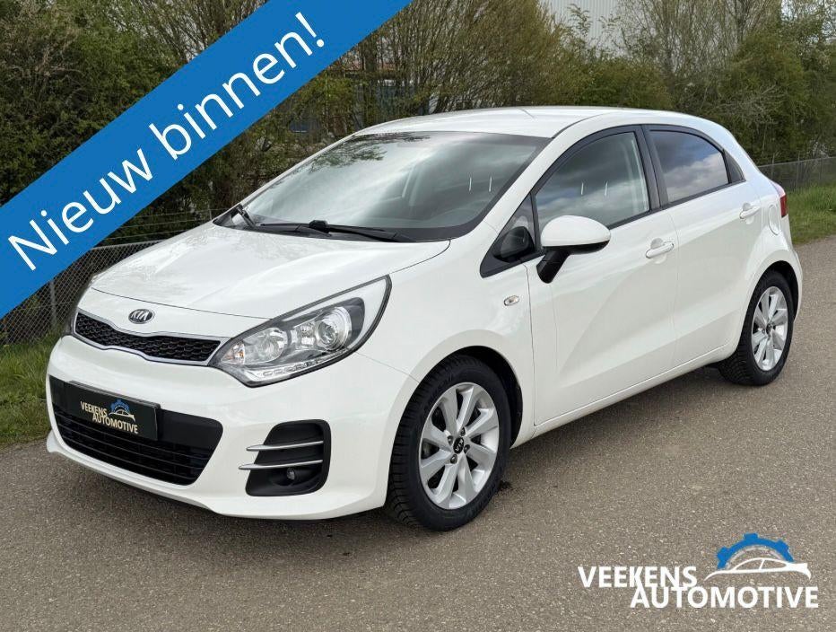 Nette Kia Rio 1.2 I 5DRS 2016 *APK*Camera*Cruise*NAVIGATIE*, 40 €/maand, Euro 6, 4 cilinders, Wit