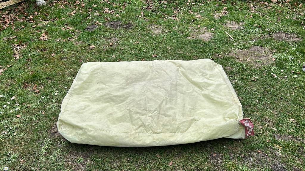 Hondenkussen voor buiten 120 x 80, Ophalen, Gebruikt