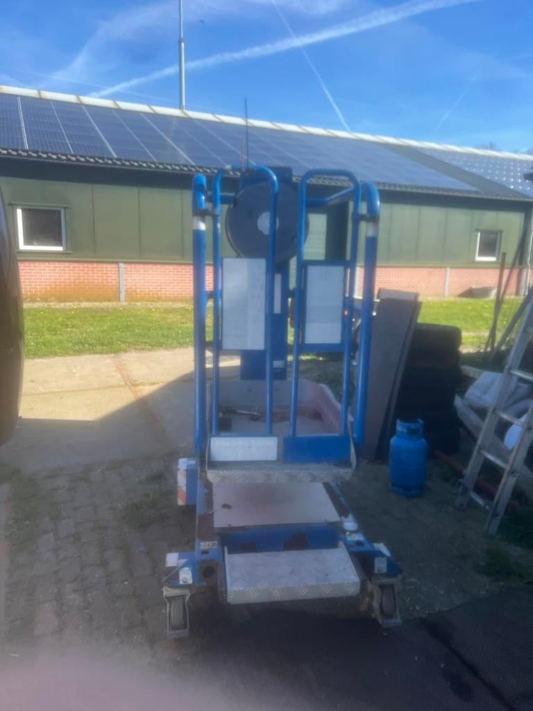 hoogwerker, 100 liter of meer, Ophalen, Zo goed als nieuw, Transportkar