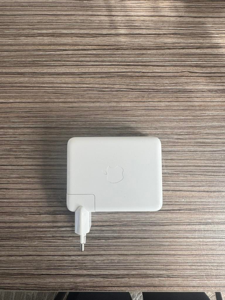 Apple 140W Oplader, Ophalen of Verzenden, Gebruikt, Apple