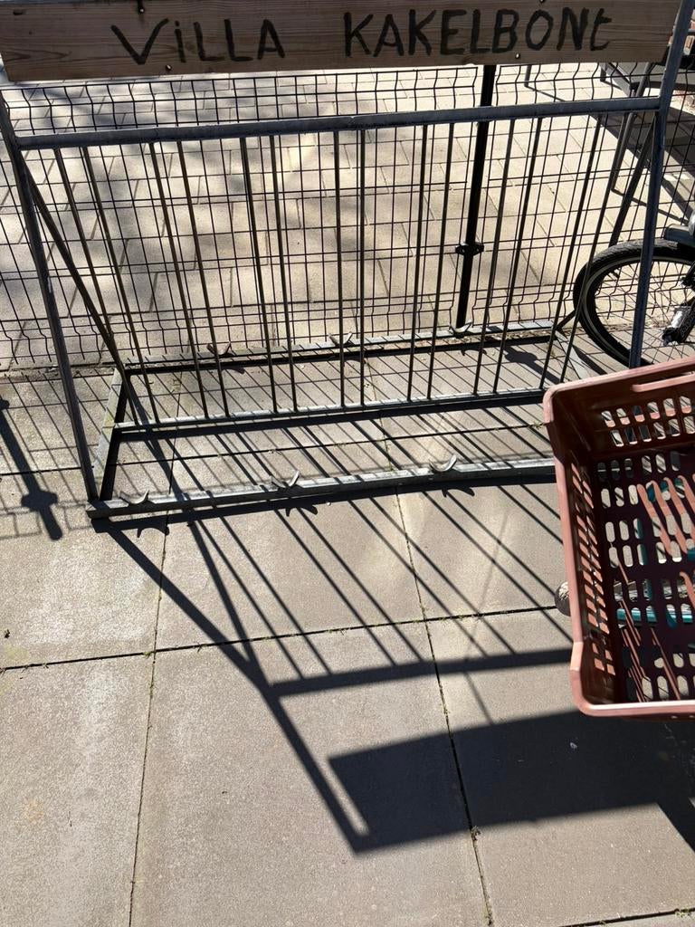 Fietsenrek, Fietsen en Brommers, Fietsaccessoires | Fietsenrekken, Ophalen of Verzenden, Zo goed als nieuw