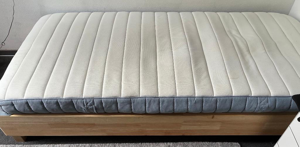 IKEA bed, ESPEVÄR lattenbodem + VALEVÅG matras 90x200, Ophalen, Gebruikt, 90 cm, Eenpersoons