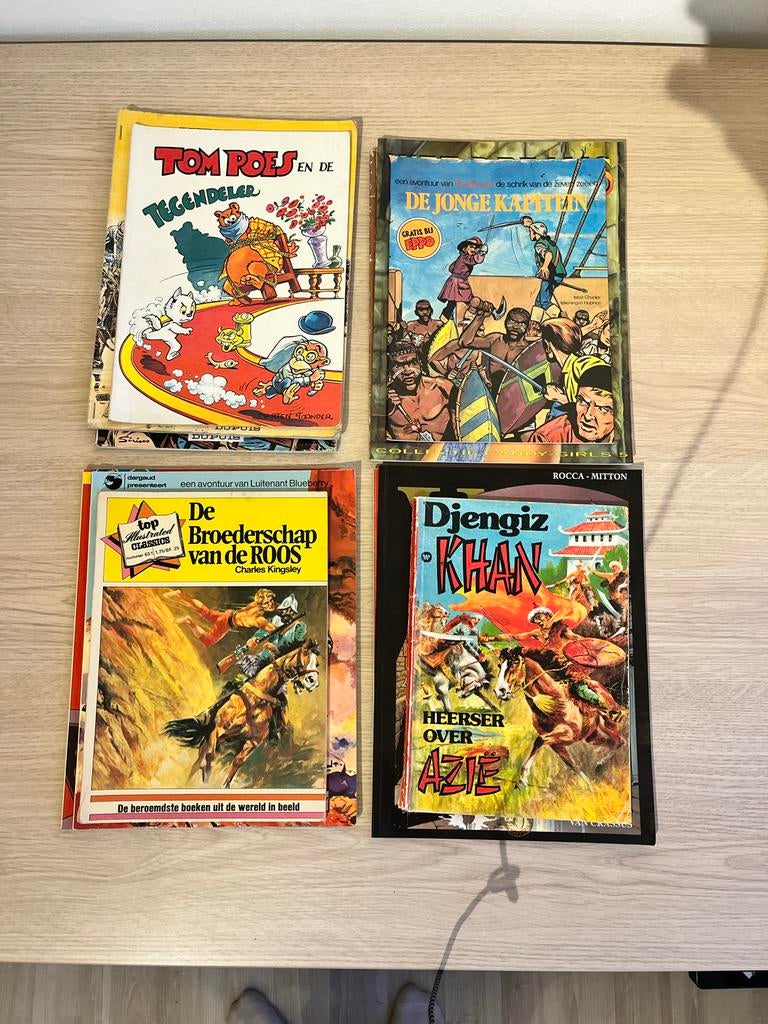 Veel diverse strips, Boeken, Meerdere stripboeken, Ophalen of Verzenden, Gelezen
