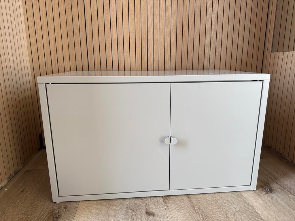 IKEA Lixhult kastje grijs (zonder pootjes), Huis en Inrichting, Kasten | Overige, Zo goed als nieuw, Ophalen