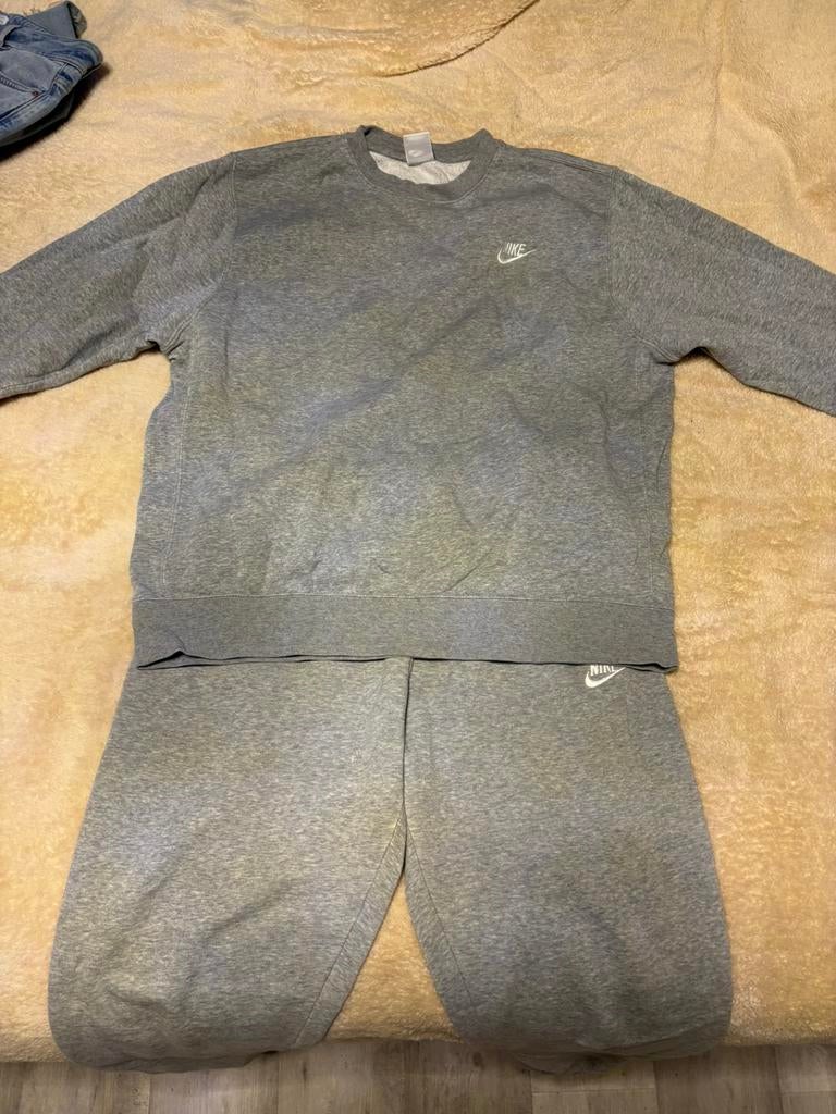 Grijze Nike pak, Kleding | Dames, Jumpsuits, Verzenden, Zo goed als nieuw, Grijs