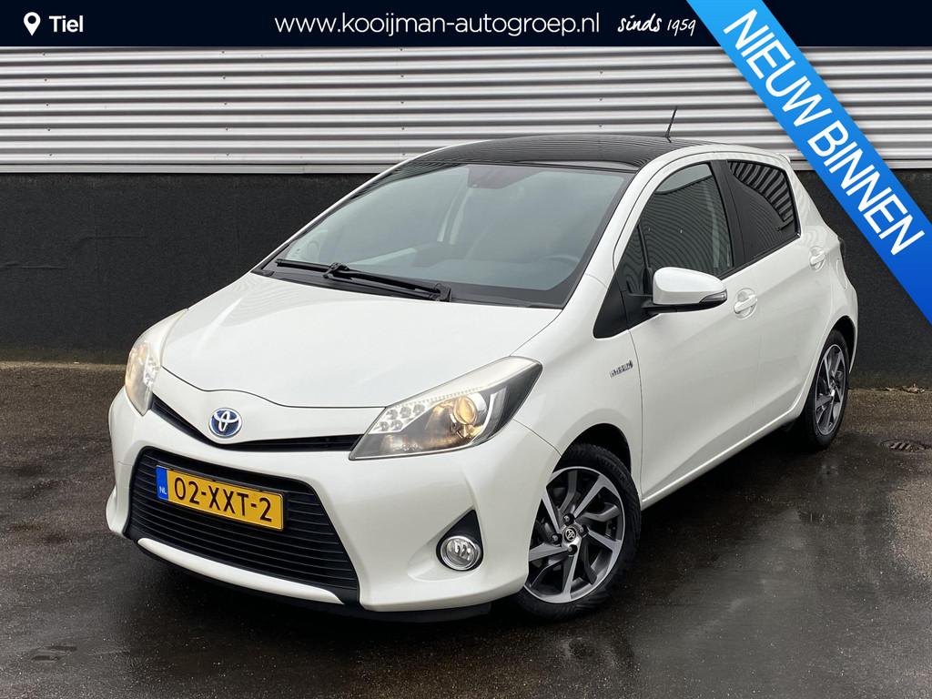 Toyota Yaris 1.5 Full Hybrid Dynamic VOLLEDIG DEALERONDERHOU, Gebruikt, 4 cilinders, Origineel Nederlands, Bedrijf