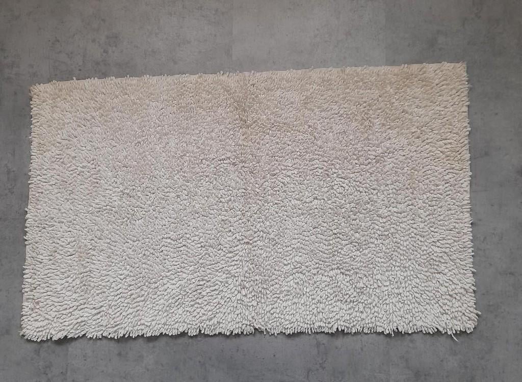 Offwhite kleur BADMAT. Maat: 54 x 95 cm., Ophalen of Verzenden, Gebruikt, Overige kleuren, Badmat