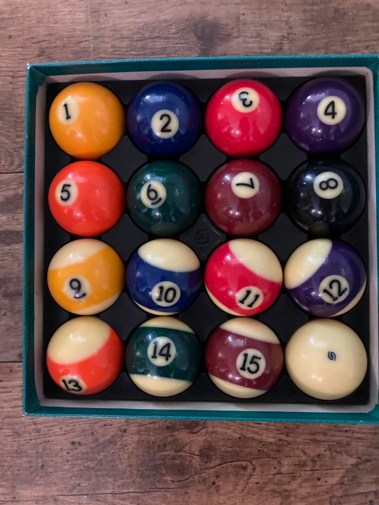 Super Aramith Pro 57,2 mm Pool allen, Sport en Fitness, Biljarten en Poolen, Ophalen, Zo goed als nieuw, Pooltafel