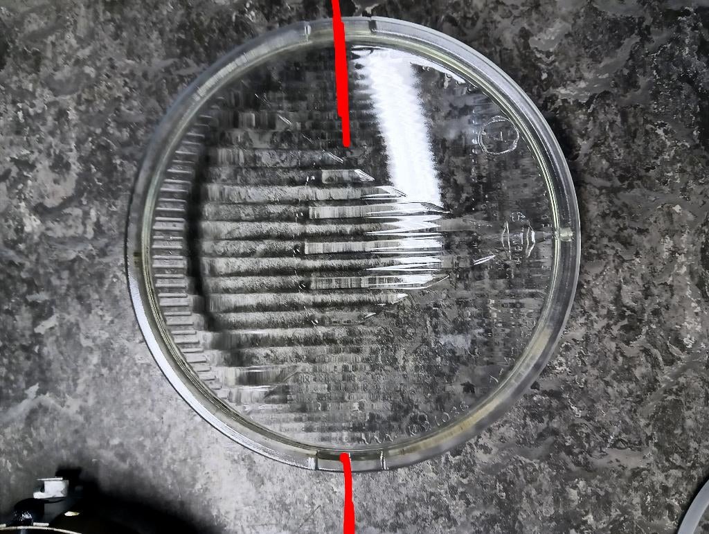 Gevraagd hella koplamp glas zundapp, Fietsen en Brommers, Brommeronderdelen | Zundapp, Ophalen of Verzenden, Koplamp