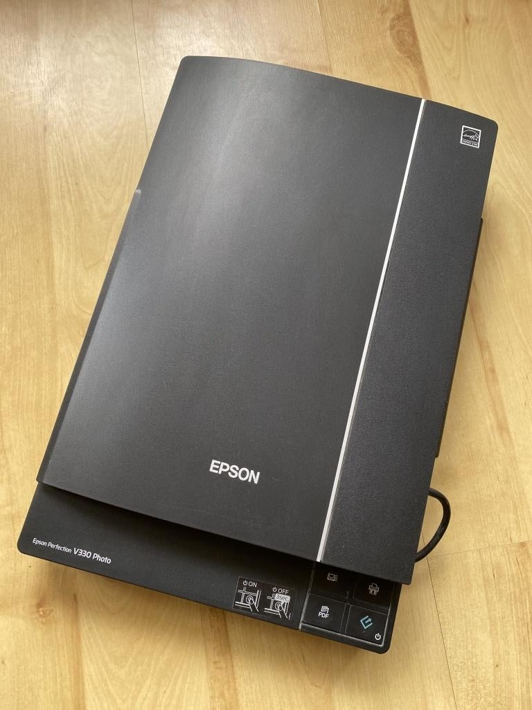 Epson V330 Photo Flatbed Scanner, Computers en Software, Scanners, Epson, Ophalen of Verzenden, Flatbedscanner, MacOS