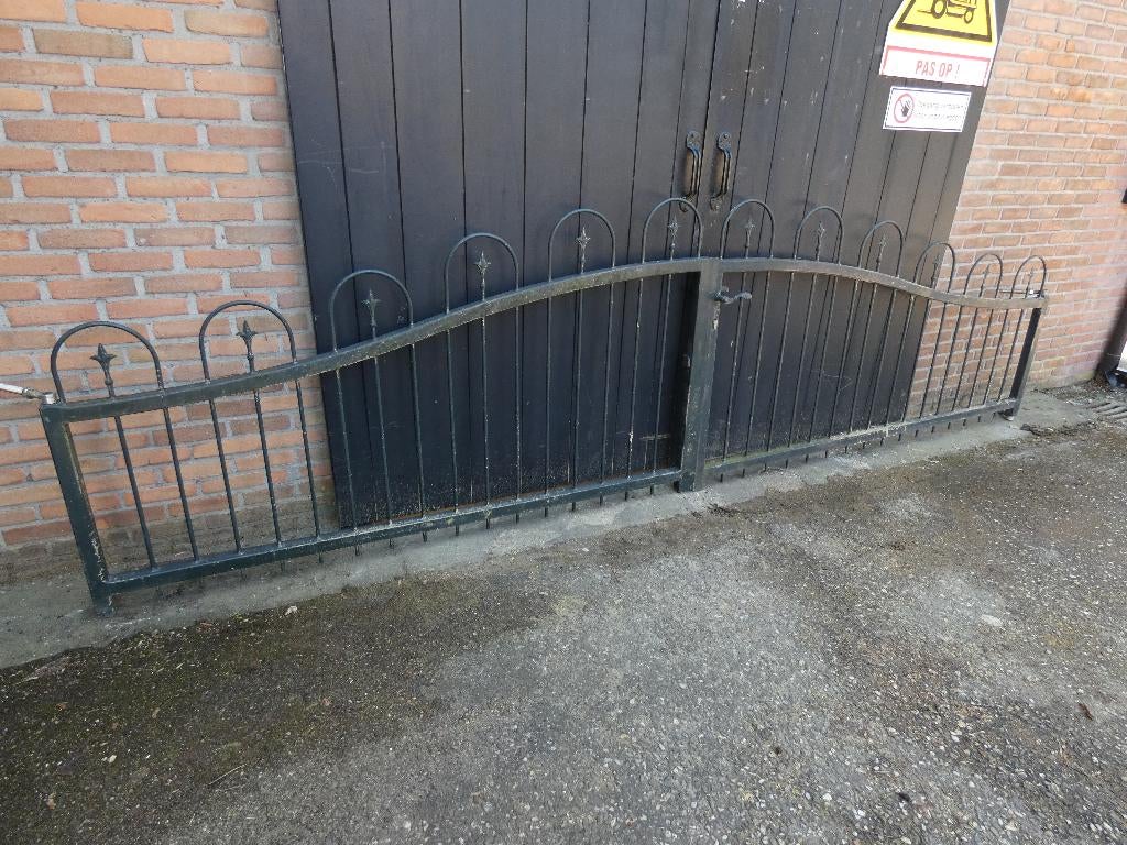 Sier poort, Ophalen, Met poort, Zo goed als nieuw, Sierhekwerk
