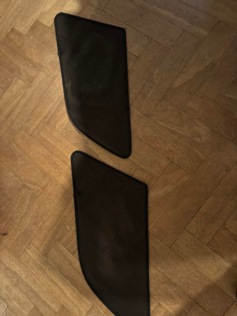 Volvo v40 station zonneschermpjes achterramen, Gebruikt, Ophalen of Verzenden, Volvo, Volvo