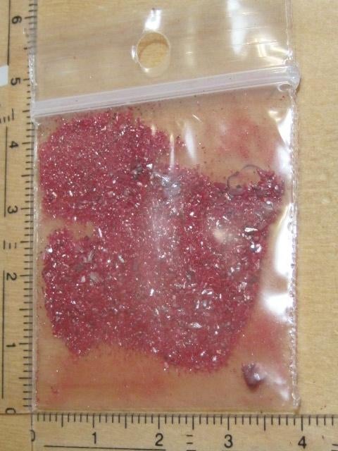 mi. 10Kt ruwe edelsteen CINNABER (4) (sporadisch), Verzenden, Mineraal