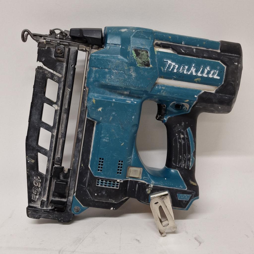 Makita DBN600 18V Tacker Body | Incl garantie, Doe-het-zelf en Verbouw, Makita, Zo goed als nieuw, Support@makita.com, Makita Corporation, 3-11-8, Sumiyoshi-cho, 
Anjo, Aichi 446-8502
Japan