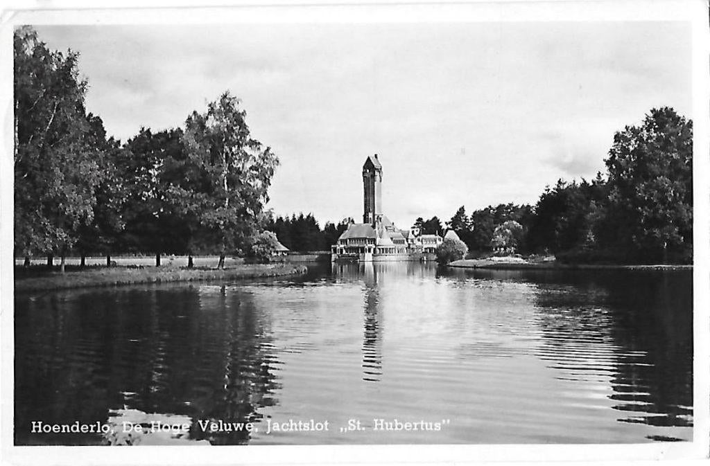 Hoenderlo Jachtslot Oude Gelopen Ansichtkaart (B637), Ophalen of Verzenden, 1940 tot 1960, Gelopen