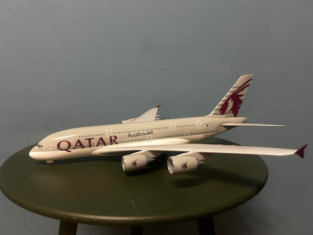 Qatar A380 1:200, Ophalen of Verzenden, Gebruikt, Schaalmodel