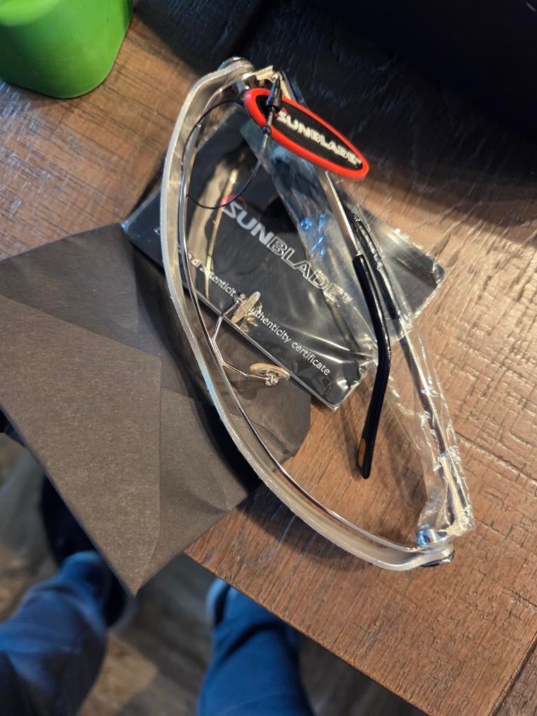 Nieuwe Sunblade Zonnebril in doos met certificaat, Ophalen of Verzenden