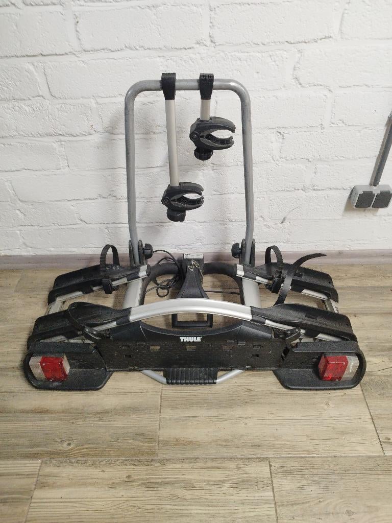 Thule fietsdrager lichtgewicht, Auto diversen, Ophalen, 2 fietsen, Zo goed als nieuw, Trekhaakdrager