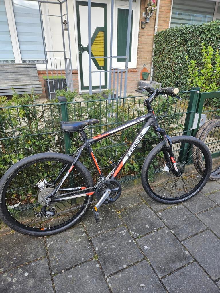 Mooi trek mountenbaike, Fully, Ophalen, Trek