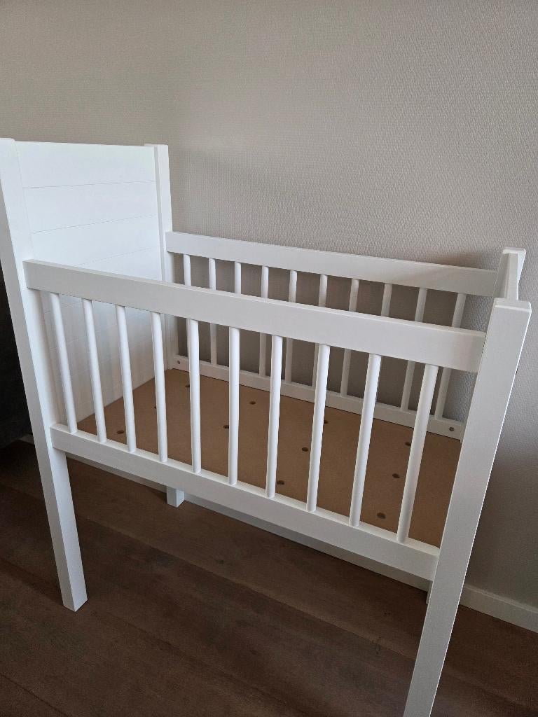 Kidsmill Noa Wieg, Kinderen en Baby's, Babywiegjes en Ledikanten, Ophalen, Zo goed als nieuw, Wieg