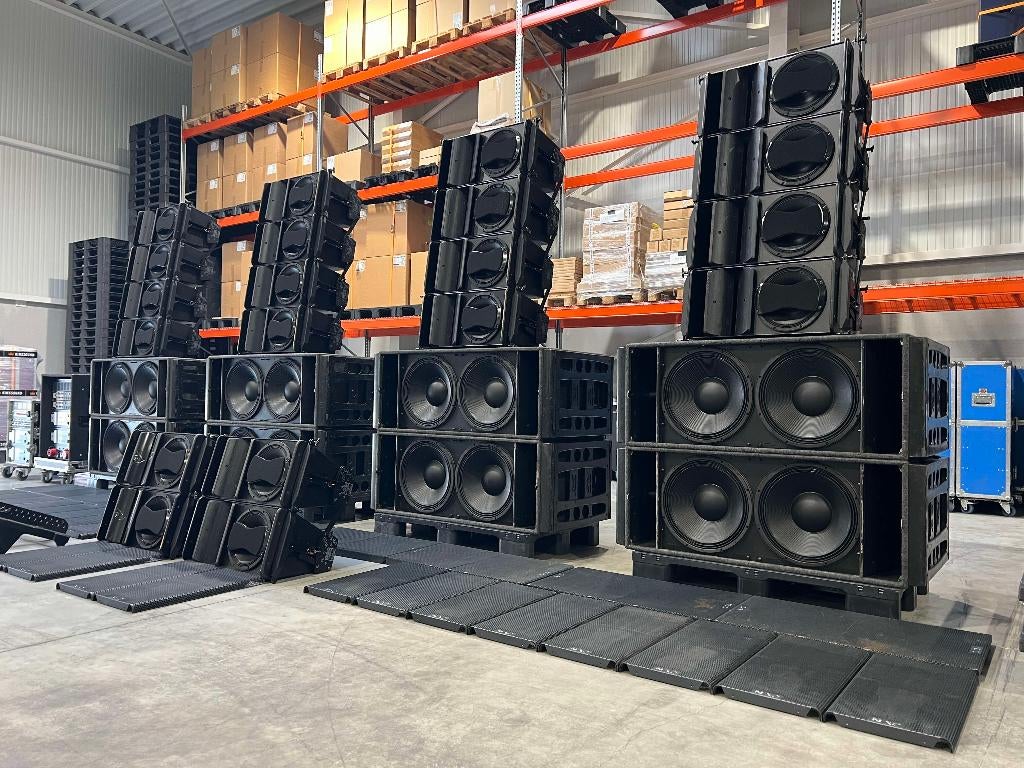 Nexo line array: 8x RS18C + 20x GEO S12 + 4x NXAMP4x4, Audio, Tv en Foto, Luidsprekers, Overige merken, Gebruikt, Ophalen of Verzenden