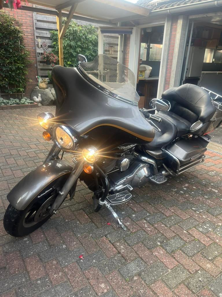 Harley davidson Flhtcui 2006