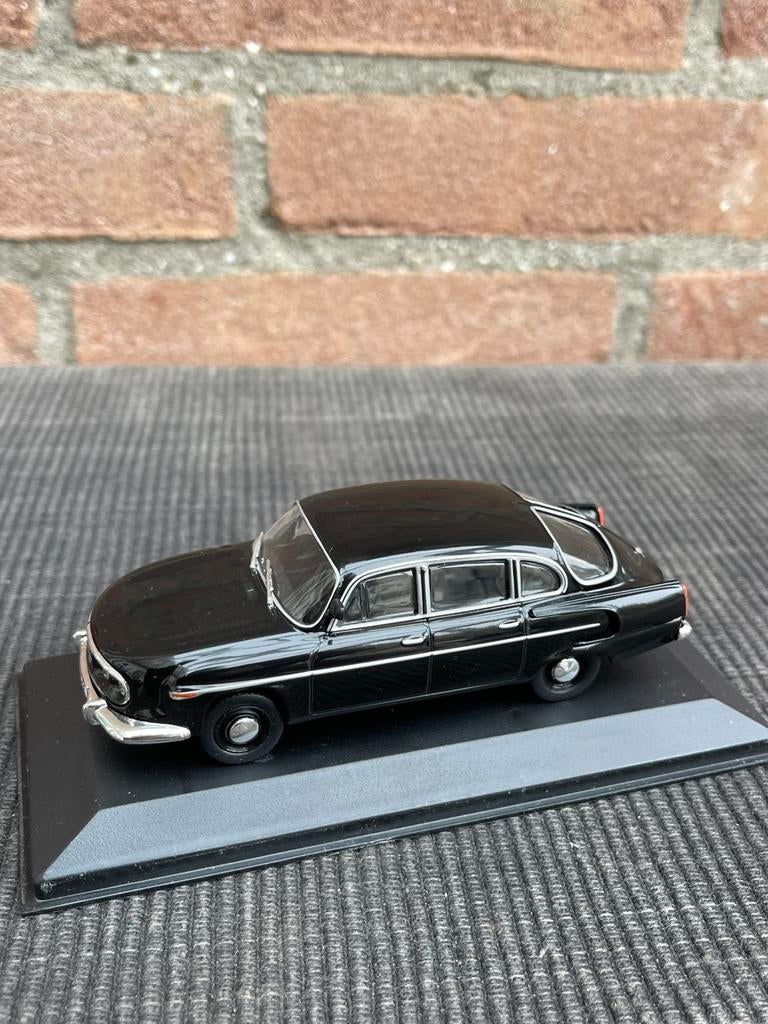 1:43 Tatra 603 ……… 15,-, Hobby en Vrije tijd, Ophalen of Verzenden, Zo goed als nieuw, Auto, MiniChamps