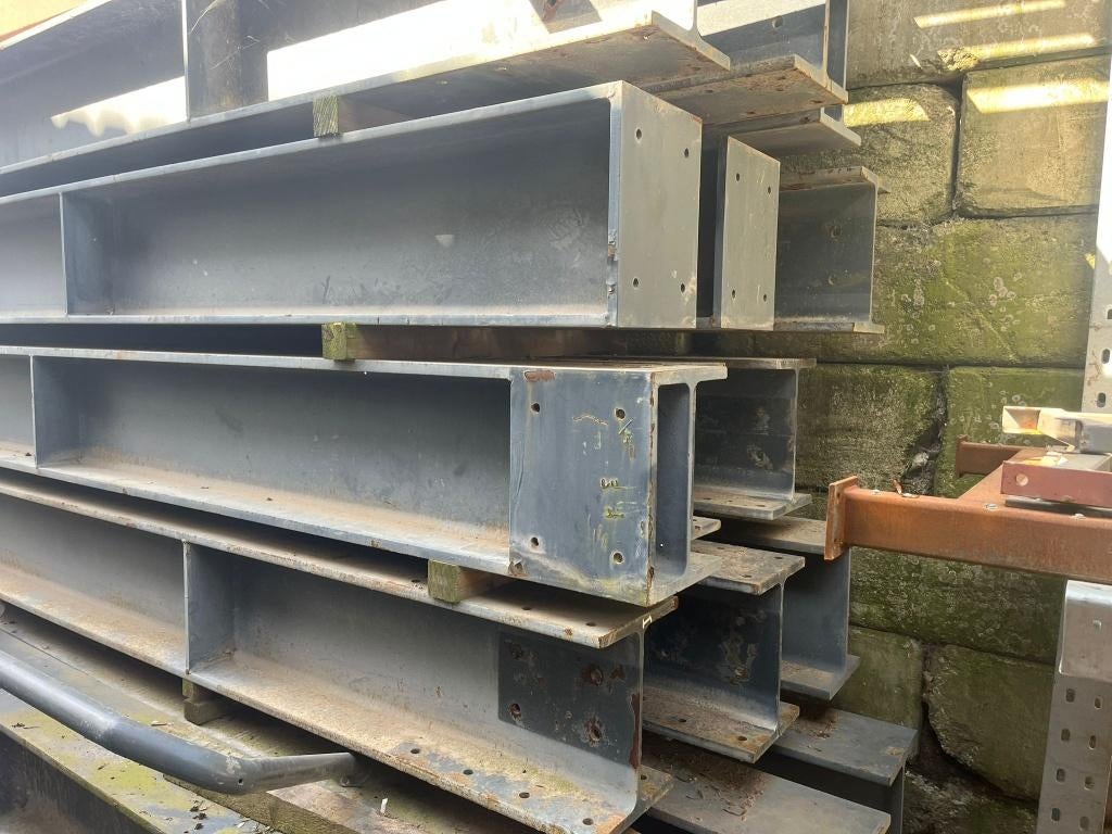 HEB 400 stalen balken – grote partij – antraciet – €0,65/kg, Ophalen