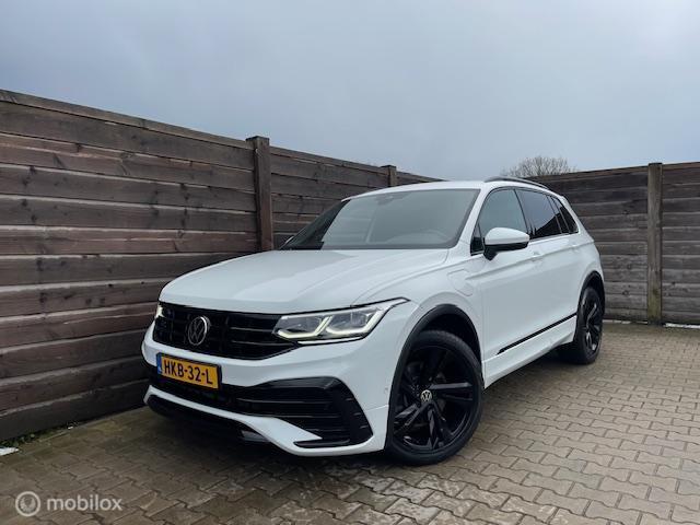 Volkswagen Tiguan 1.4 TSI eHybrid R-Line Business+ Trekhaak, Euro 6, 4 cilinders, Wit, Hybride Elektrisch/Benzine