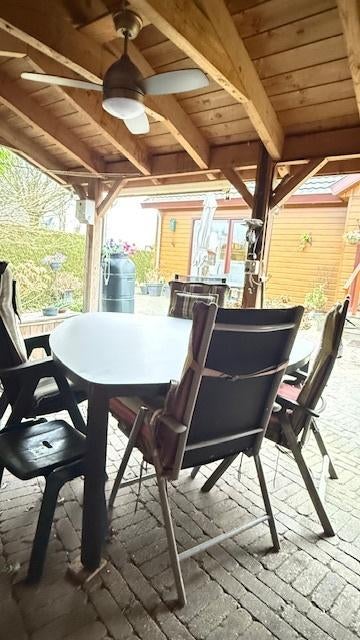 3 kanten tuintafel 1,60mtr ideale 6 pers. familie tafel, Ophalen, Gebruikt, Rechthoekig, Overige materialen