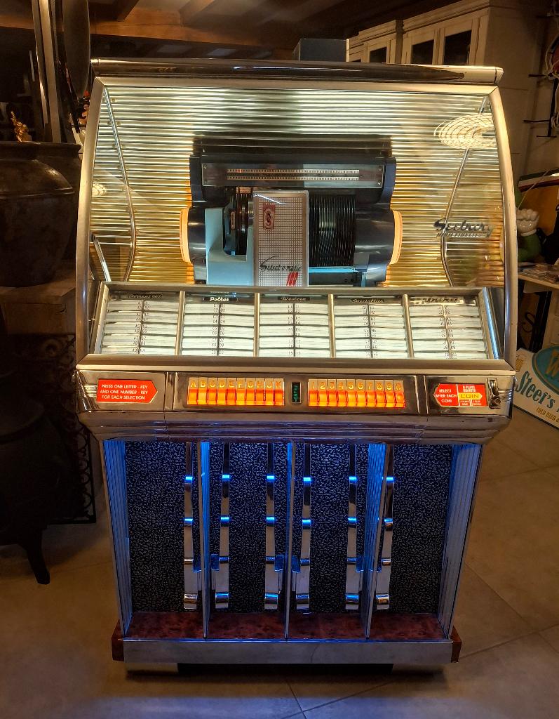 Hele mooie seeburg hfr 100., Verzamelen, Ophalen, Gebruikt, 1950 tot 1960, Seeburg