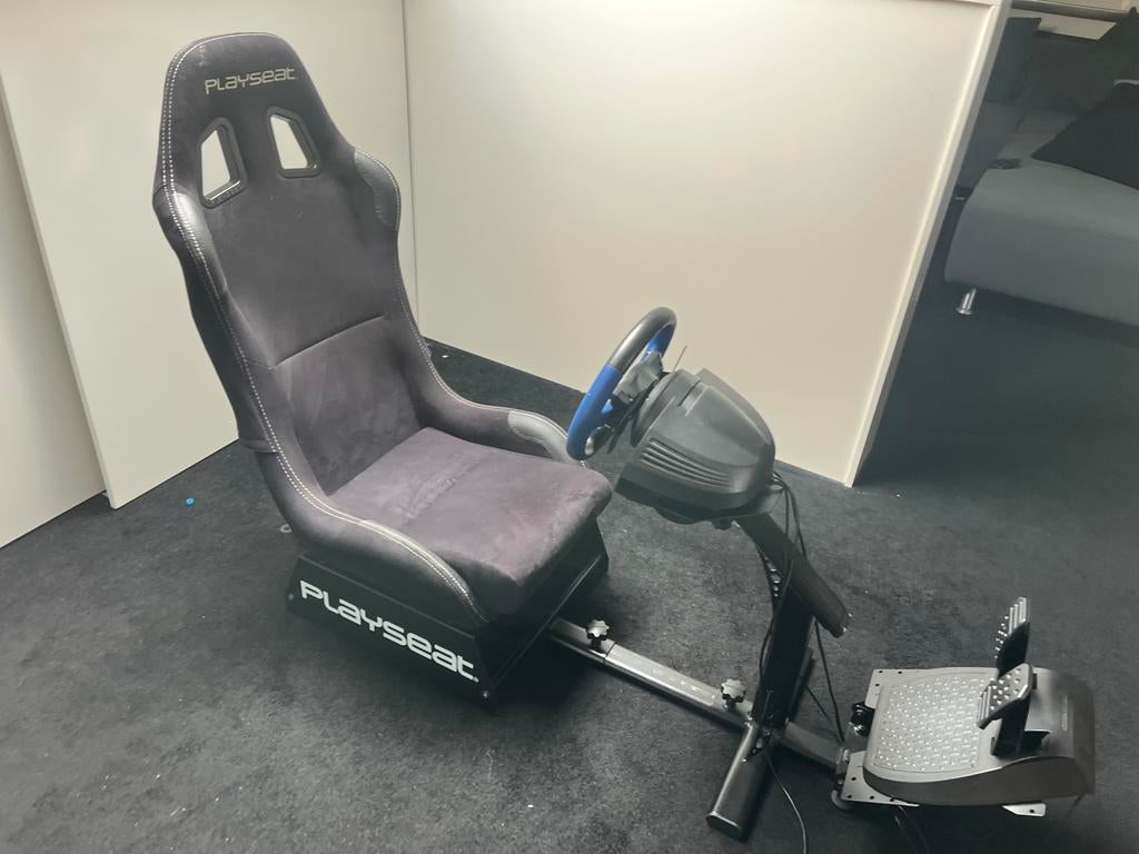 Playseat evolution + t150 f1 wheel en padalen, Ophalen of Verzenden, Zo goed als nieuw, Playseat of Racestoel, PlayStation 4