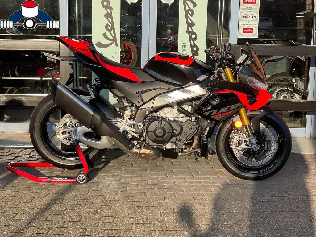 Aprilia Tuono V4 1100 FACTORY 2026 DARKKRAKE voorraadkorting - foto 3