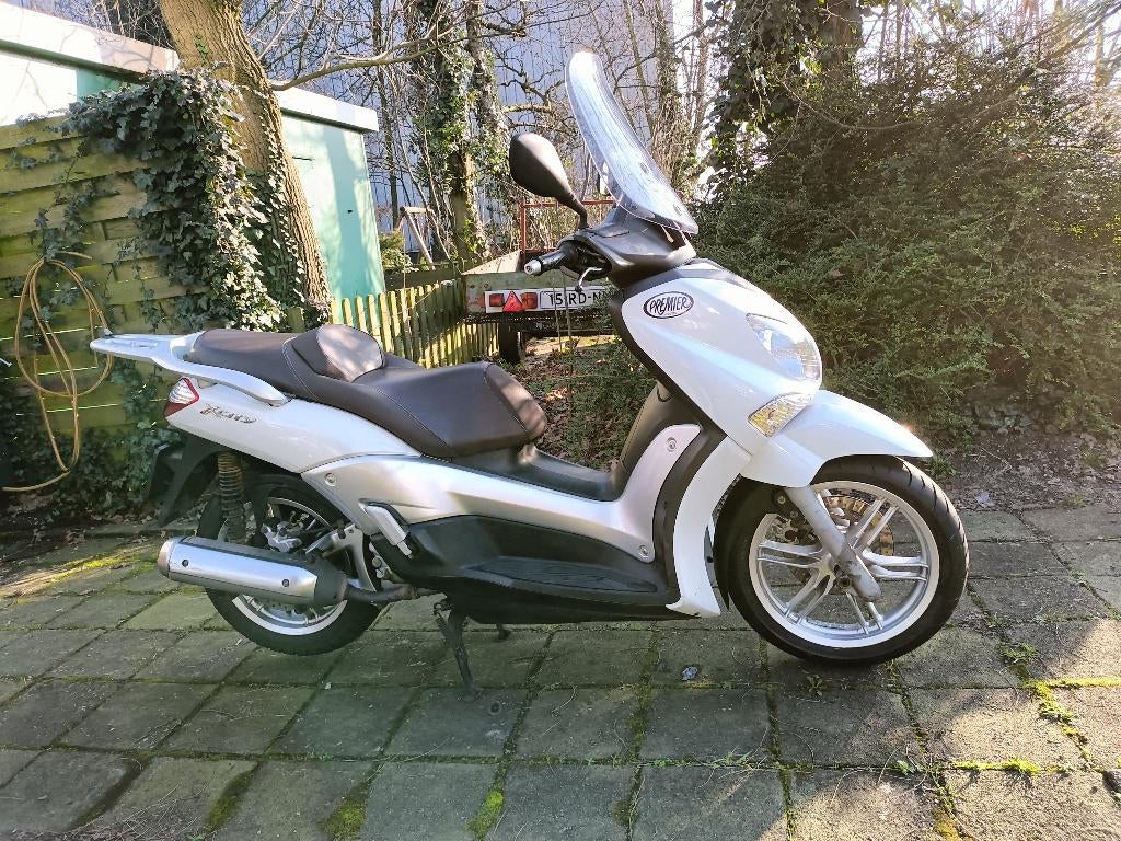 Yamaha 250 cc scooter X City, Ophalen, 1 cilinder, 12 t/m 35 kW