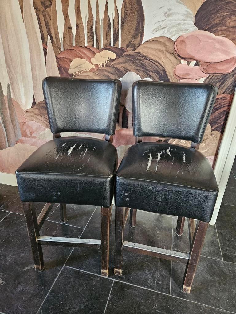 4x Stevige barkrukken - Bekleding aan vervanging toe, Ophalen, Gebruikt, 60 tot 90 cm, 4 krukken