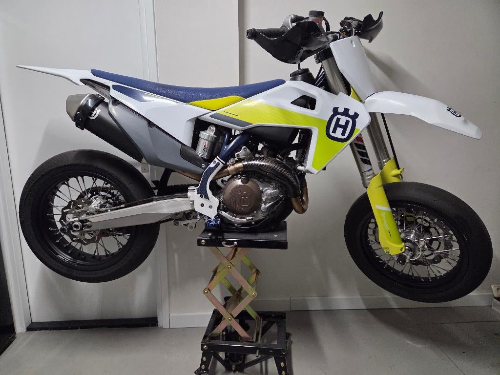 Husqvarna FS 450 Supermoto '21 – Topstaat, 44 uur!, Motoren, Motoren | Husqvarna, 450 cc, Particulier, Meer dan 35 kW, 1 cilinder