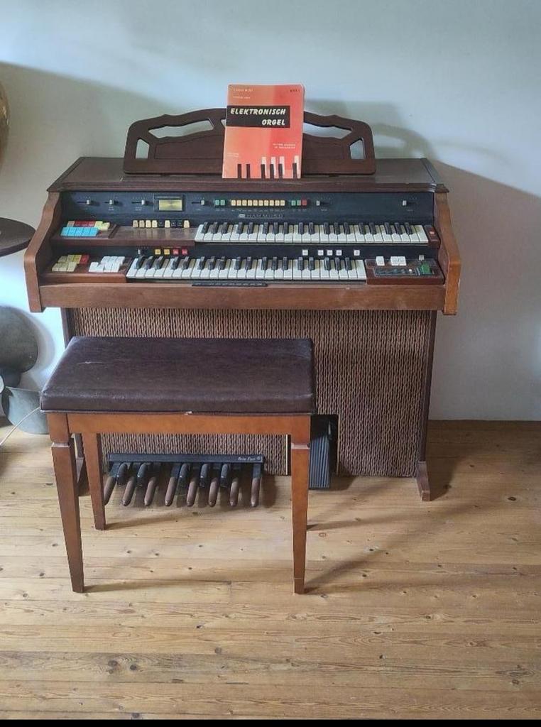 Hammondorgel met ingebouwde Leslie box, Muziek en Instrumenten, Ophalen, Gebruikt, 2 klavieren, Hammondorgel