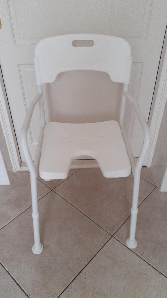 Douchestoel in hoogte verstelbaar Z.G.A.N., Diversen, Ophalen, Zo goed als nieuw