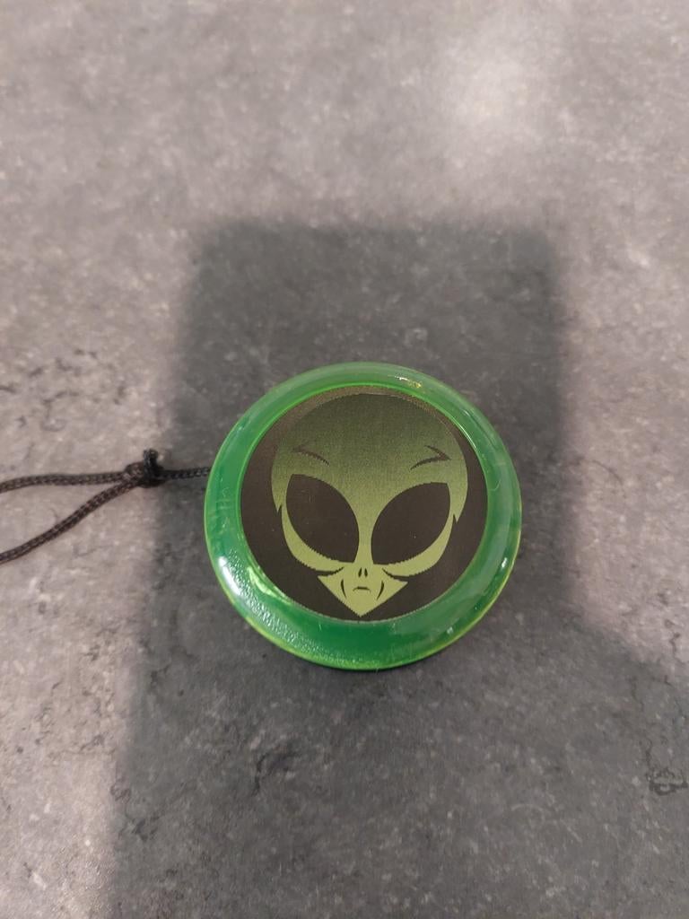 Jojo met alien erop, Ophalen of Verzenden