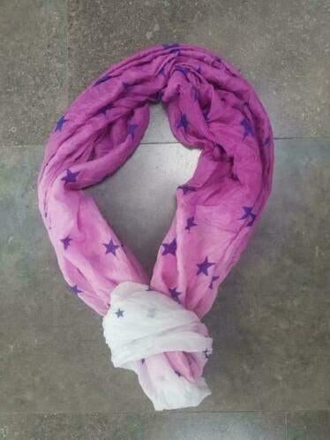 mooie colsjaal met sterretjes, Ophalen of Verzenden, Zo goed als nieuw, Maat 46/48 (XL) of groter, Sjaal