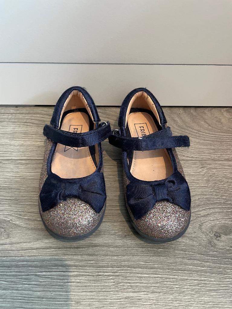 FRIBOO meisjes blauwe glitter strik ballerina schoenen mt 26, Meisje, Ophalen of Verzenden, Zo goed als nieuw, Schoenen