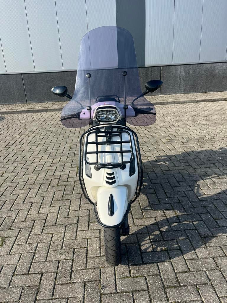 Vespa Sprint 2022 Full option, Ophalen, Maximaal 45 km/u, Vespa S, Zo goed als nieuw